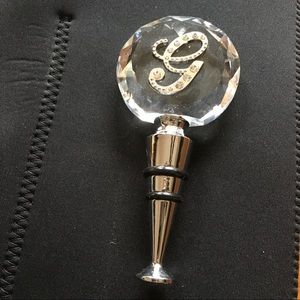 “G” initial wine stopper